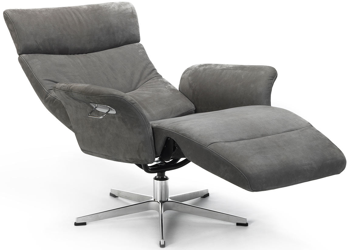 Atpūtas krēsls MASTER CLASSIC WITH FOOTREST
