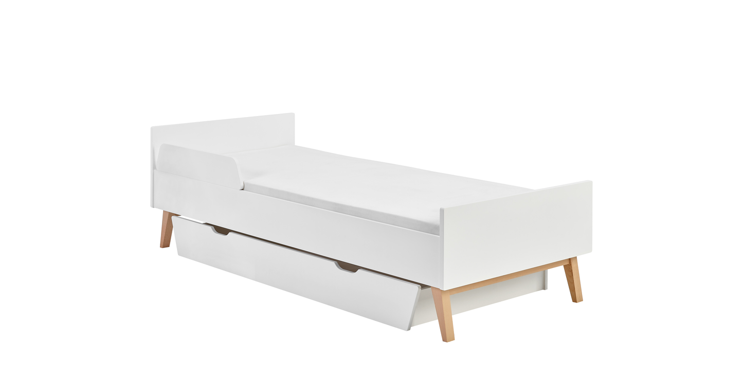 Bērnu gulta 200x90 (Classy Collection)