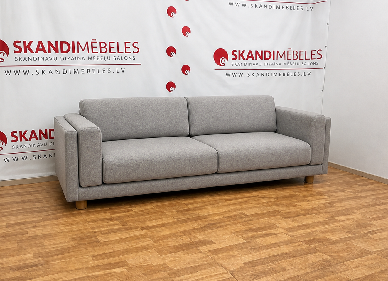 Sofa BECAUSE (Trečioji vieta)(Ekspozicija)