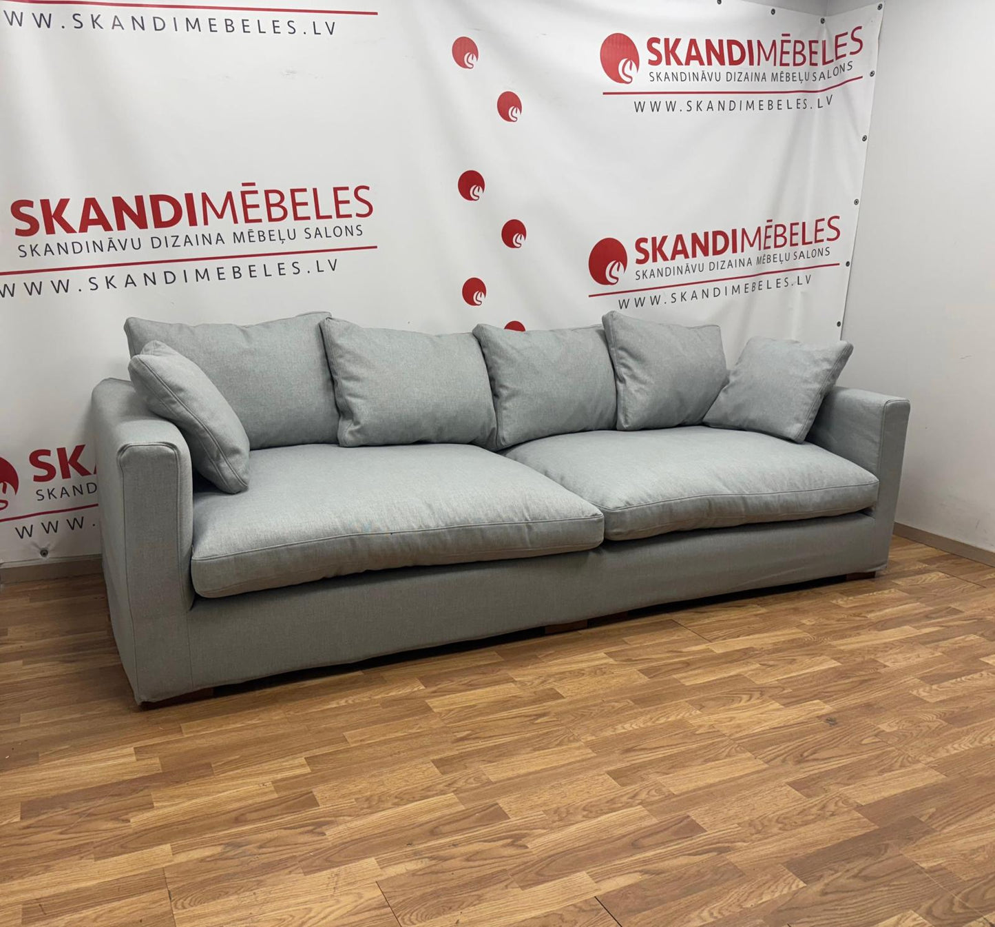 Sofa COMFY (3 vietų)(Ekspozicija)(Pilka)