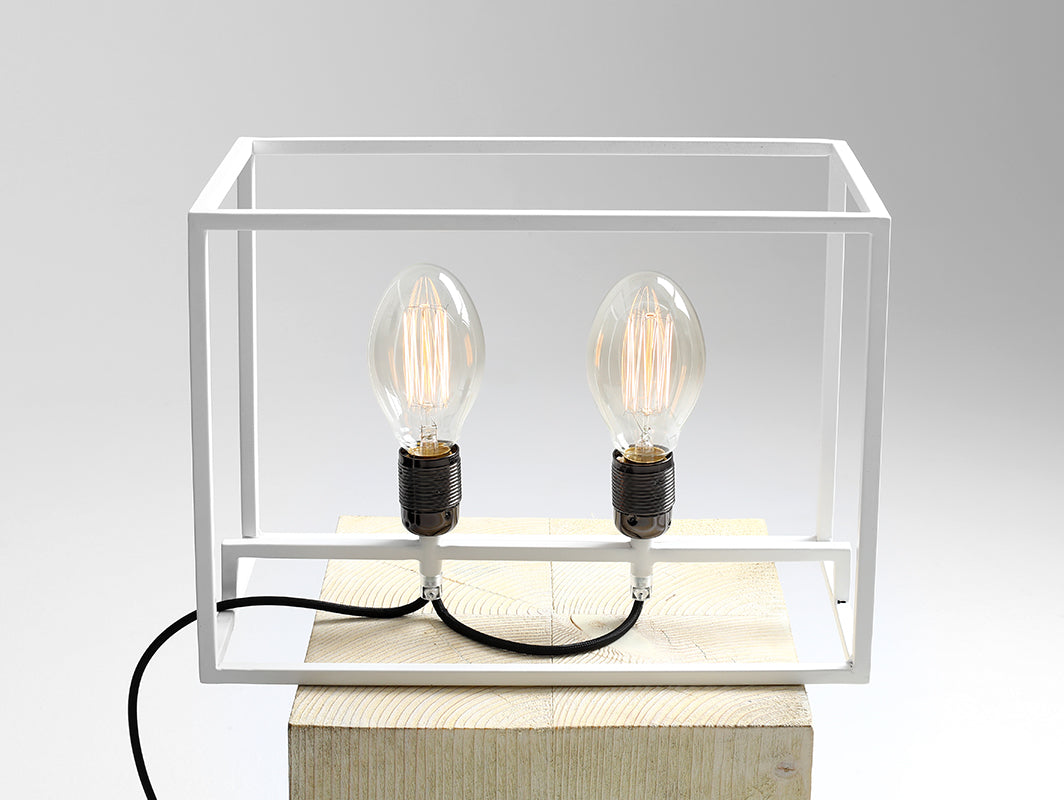 METRIC GALDA Lampa (rakstāmgalds)