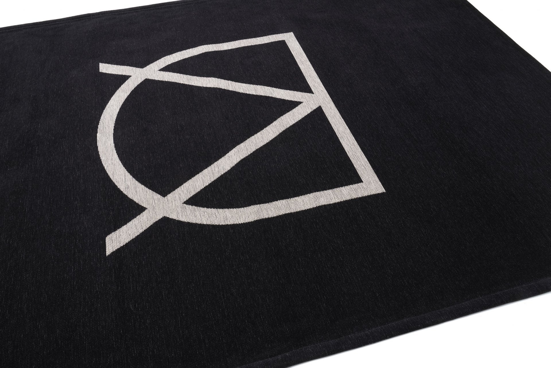 Kilimas SIGNUM BLACK (Art Deco kolekcija)