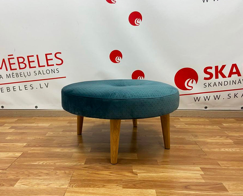 Pufas SOVICO MEDIUM (Velvet 4 grupės audinys)